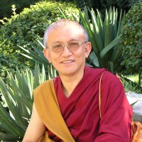Foto web1 Gonsar Rinpoche
